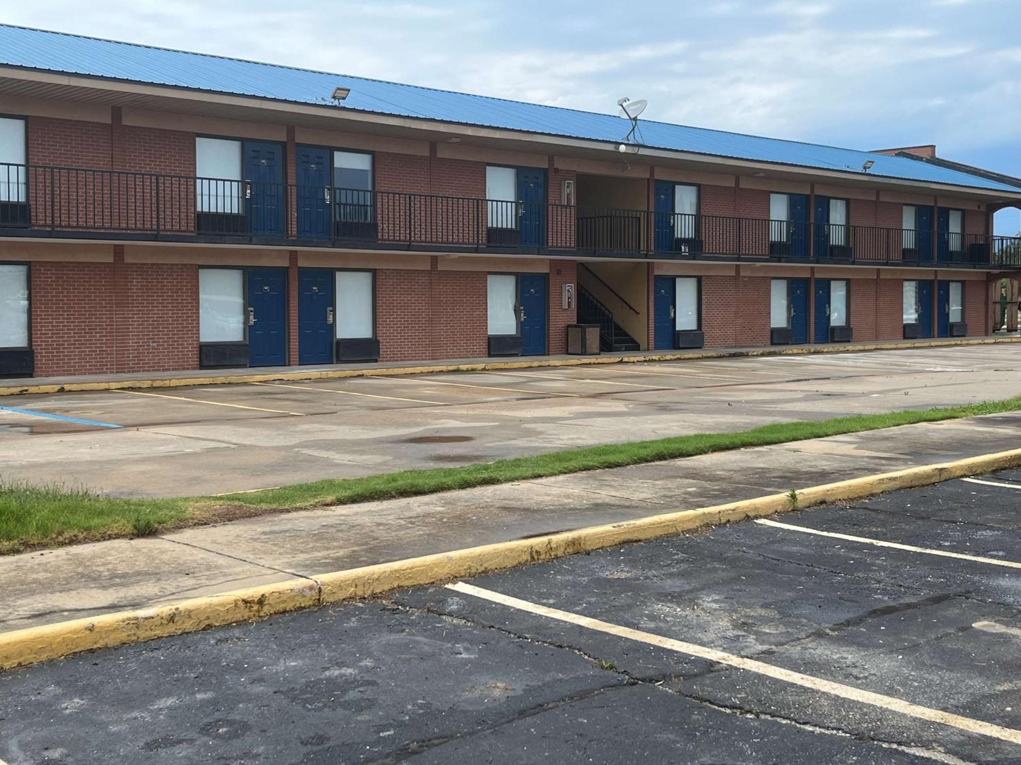 Motel 6 Greenwood, Ms Buitenkant foto